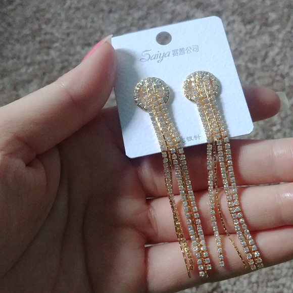 💗 925 Gold Crystals Drop Earrings💕 - Picture 8 of 8